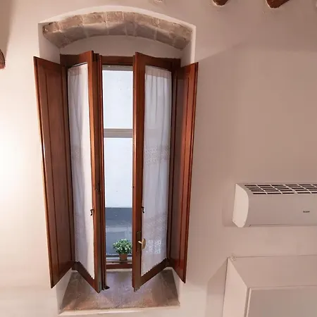 Apartment Le Petit Bijou Danzetta Downtown Luxury Mini Loft *