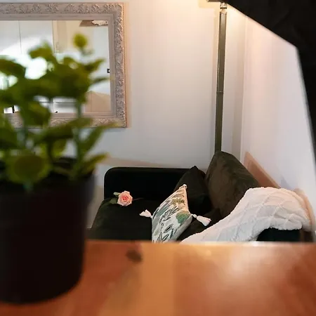 Apartment Le Petit Bijou Danzetta Downtown Luxury Mini Loft