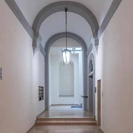 Le Petit Bijou Danzetta Downtown Luxury Mini Loft